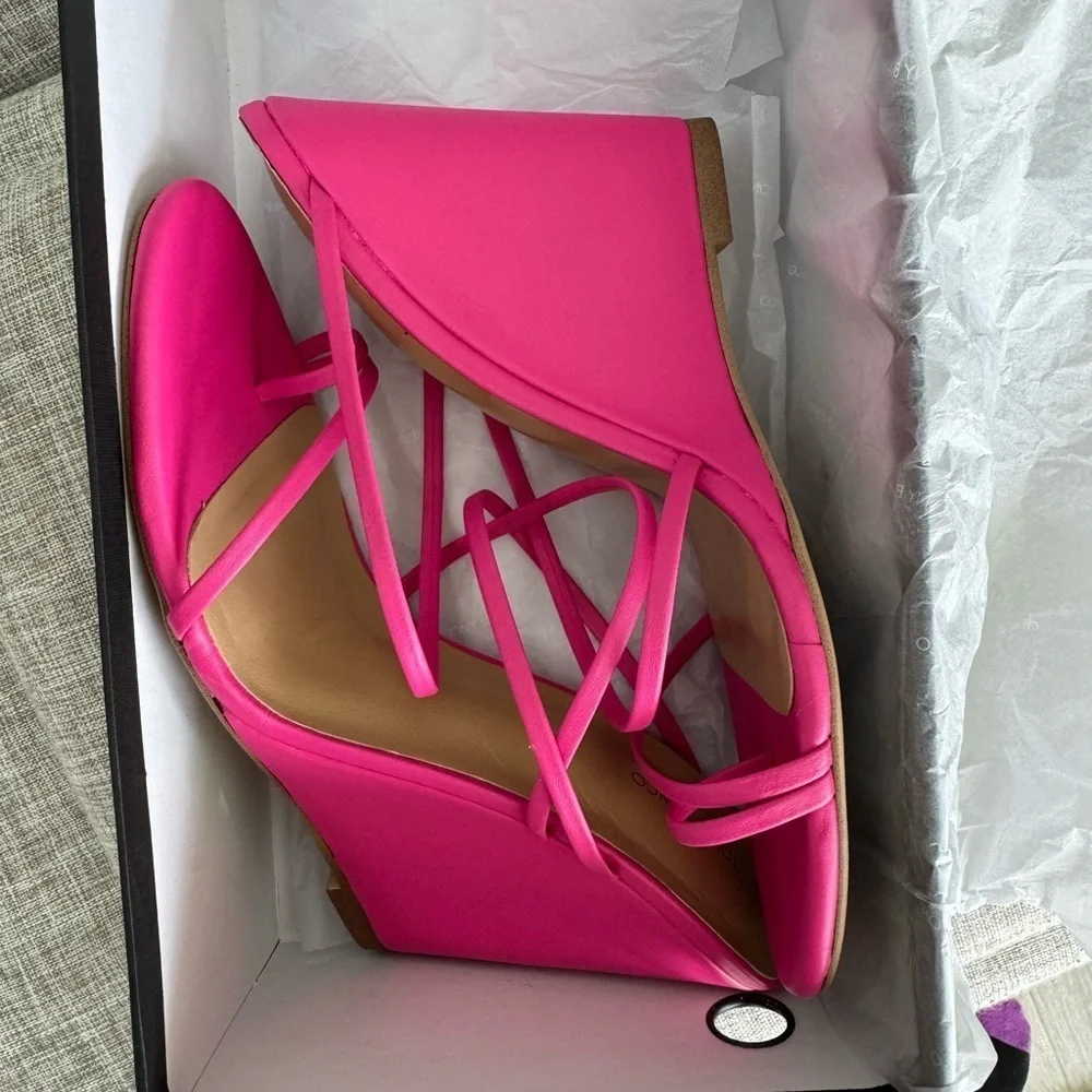 Tony Bianco Gaia Strappy Wedge Sandals Pink Size 9